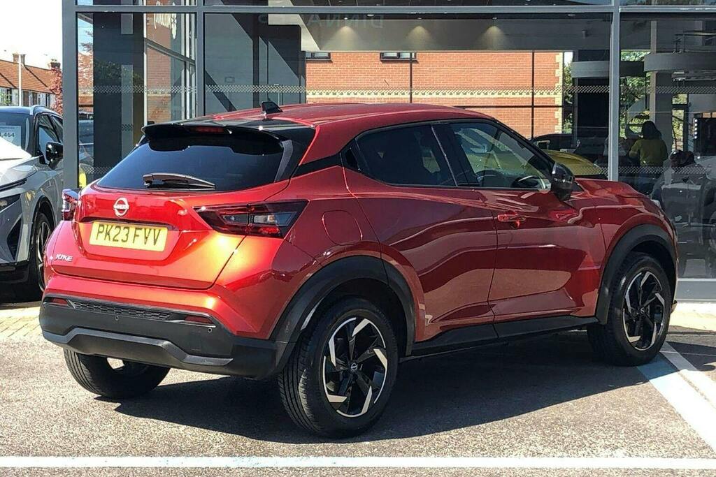 Nissan Juke 1.0 Dig T N Connecta Suv PK23FVV Red #3