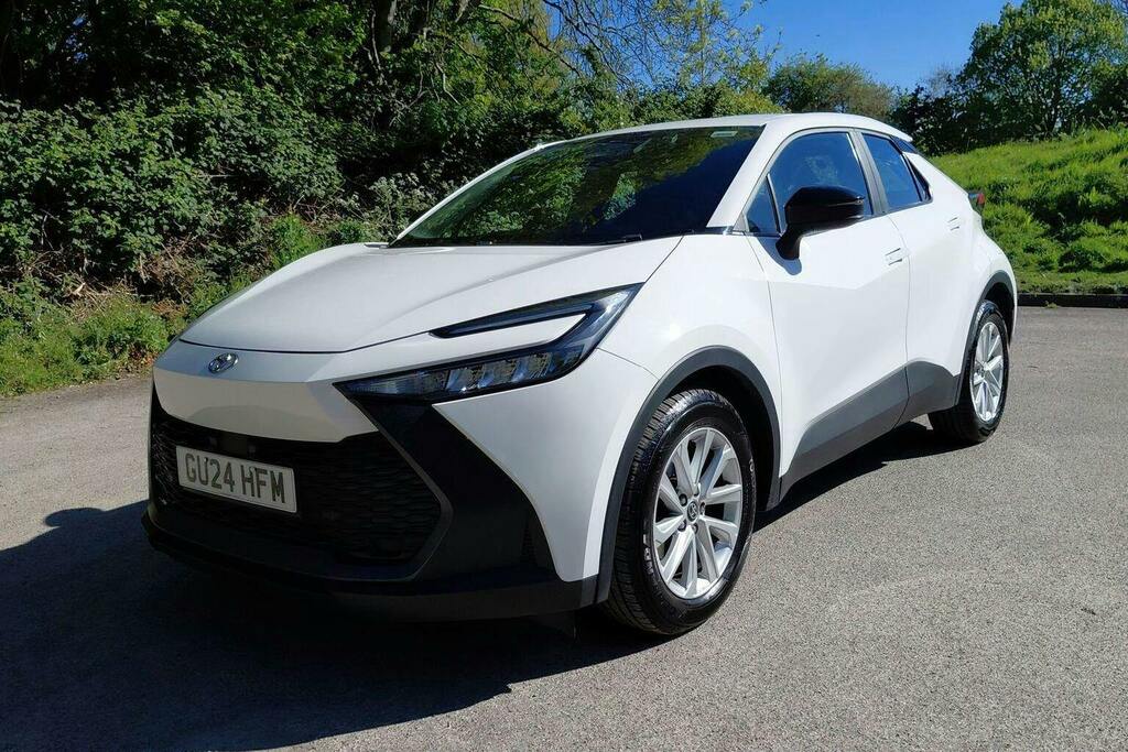 Toyota C-Hr 1.8 Vvt H Icon Suv Hybrid Cvt White #3