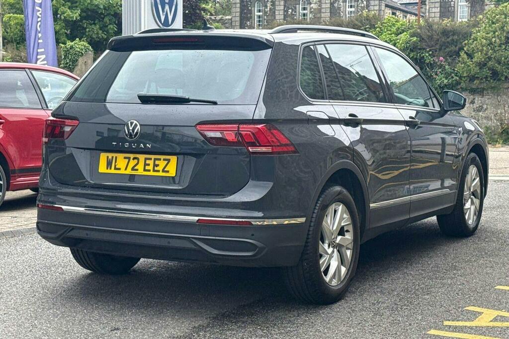 Volkswagen Tiguan 1.5 Tsi Life Suv WL72EEZ Grey #3