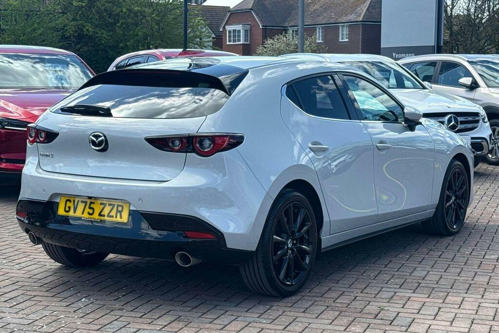 Mazda 3 2.0 E Skyactiv X Mhev Exclusive Line Hatchback White #3