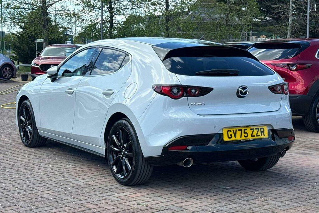 Mazda 3 2.0 E Skyactiv X Mhev Exclusive Line Hatchback White #5