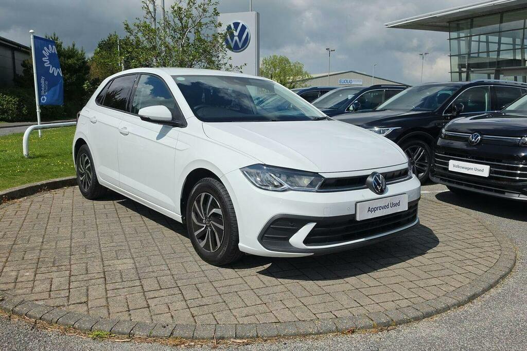 Volkswagen Polo 1.0 Tsi Life Hatchback White