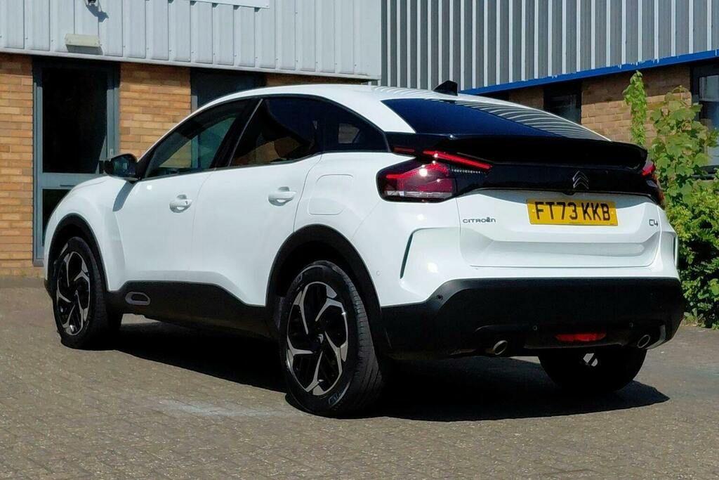 Citroen C4 1.2 Puretech Max Hatchback Eat8 FT73KKB White #5