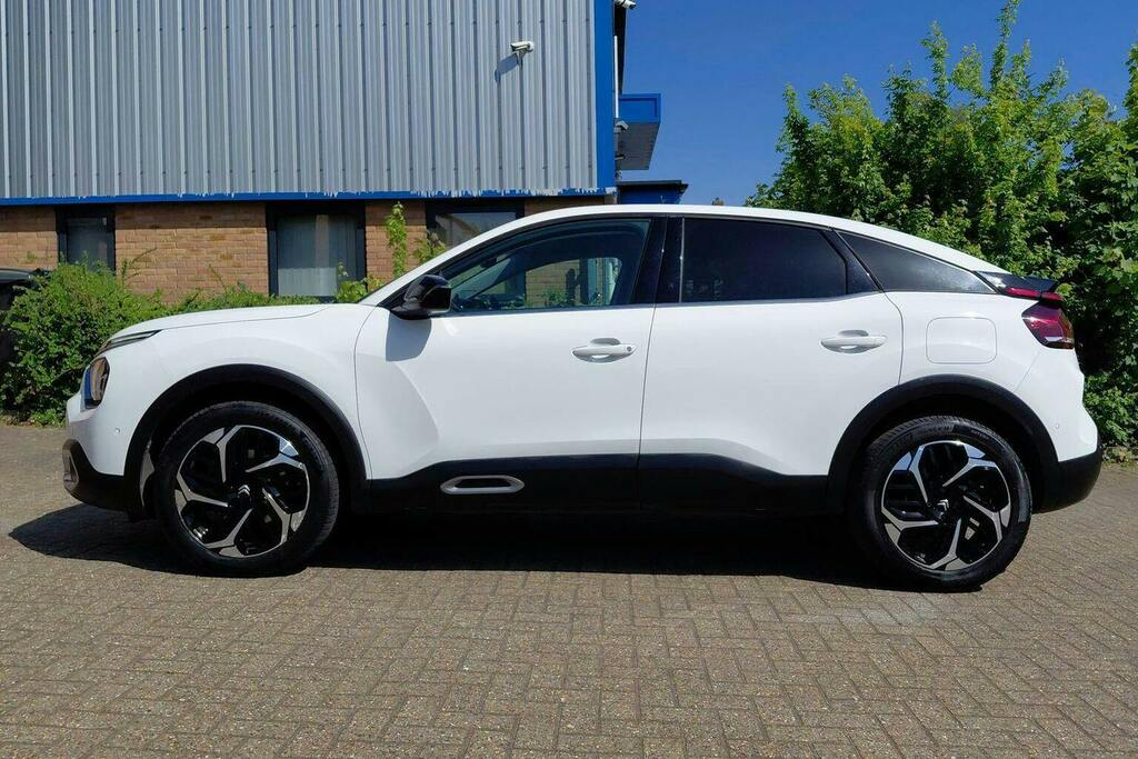 Citroen C4 1.2 Puretech Max Hatchback Eat8 FT73KKB White #6