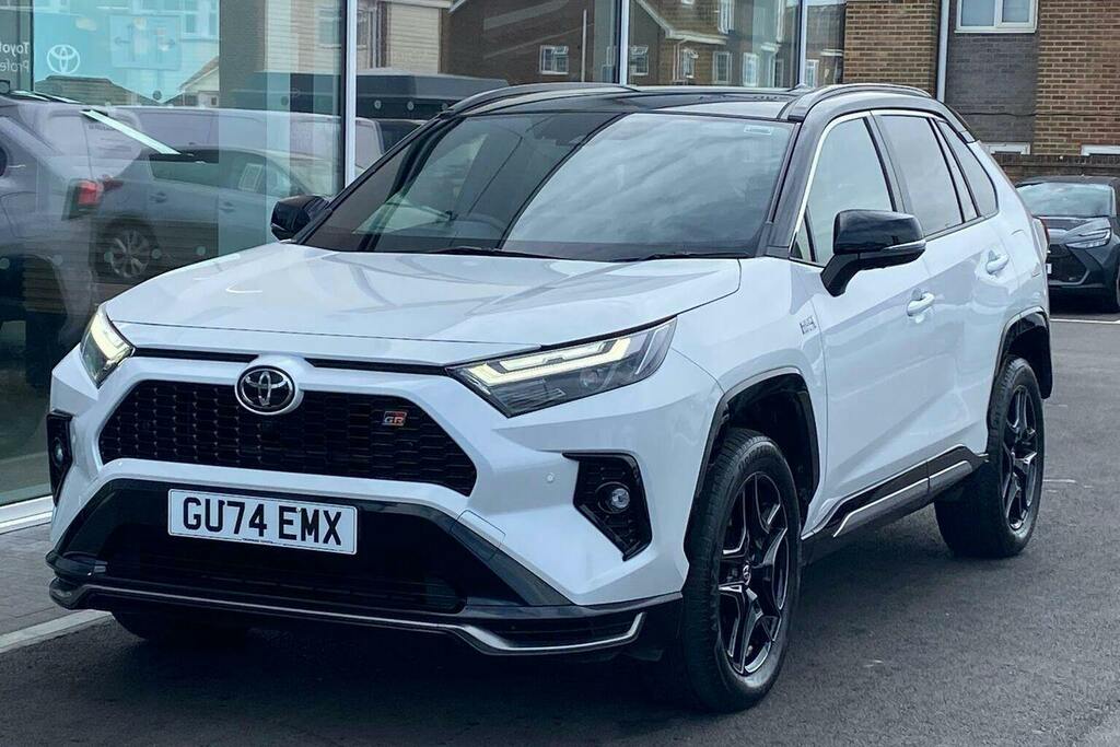 Toyota Rav 4 2.5 Vvt 18.1Kwh Gr Sport Suv Plug In Hy GU74EMX White #3
