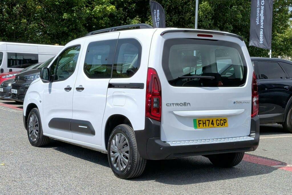 Citroen e-Berlingo 52Kwh Plus M Mpv FH74GGP White #5