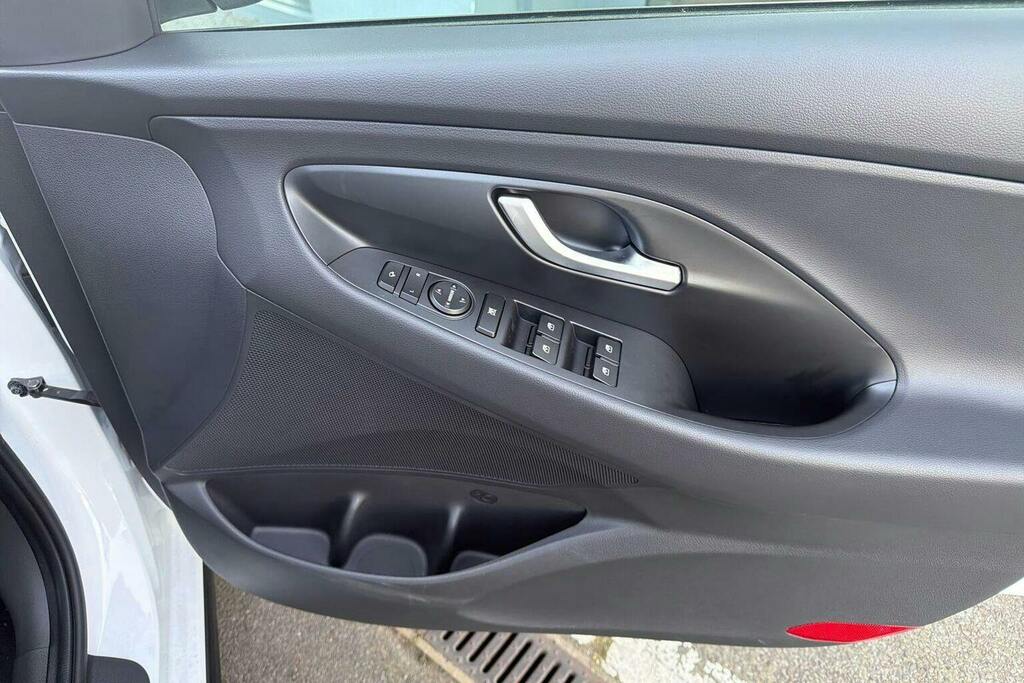 Hyundai I30 1.5 T-gdi Mhev Premium Tourer Hybrid Ma Black #30
