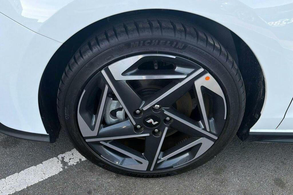 Hyundai I30 1.5 T-gdi Mhev Premium Tourer Hybrid Ma Black #40