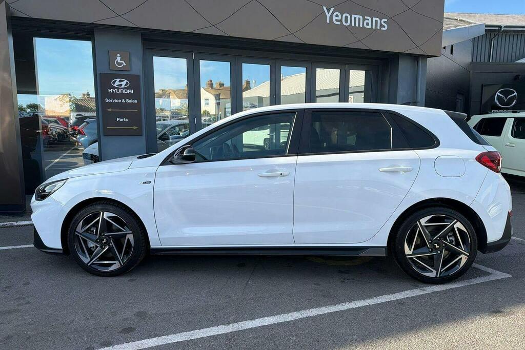 Hyundai I30 1.5 T-gdi Mhev Premium Tourer Hybrid Ma Black #6