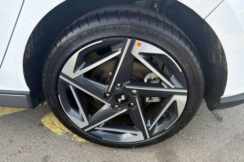 Hyundai I30 1.5 T-gdi Mhev Premium Tourer Hybrid Ma Black #39