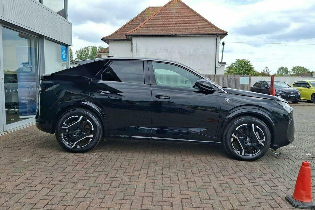 Peugeot 3008 73Kwh Gt Suv KS25FOT Black #2