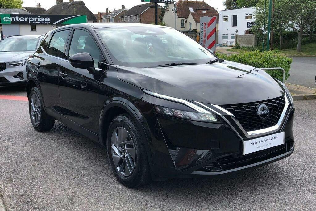 Nissan Qashqai 1.3 Dig T Mhev Acenta Premium Suv Hybri Black