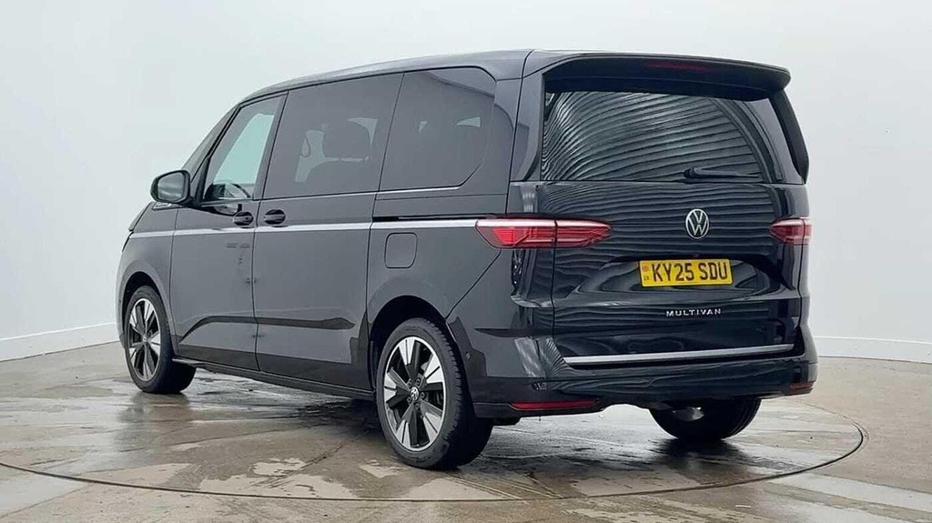 Volkswagen Multivan 2.0 Tdi Style Mpv Dsg KY25SDU Black #3
