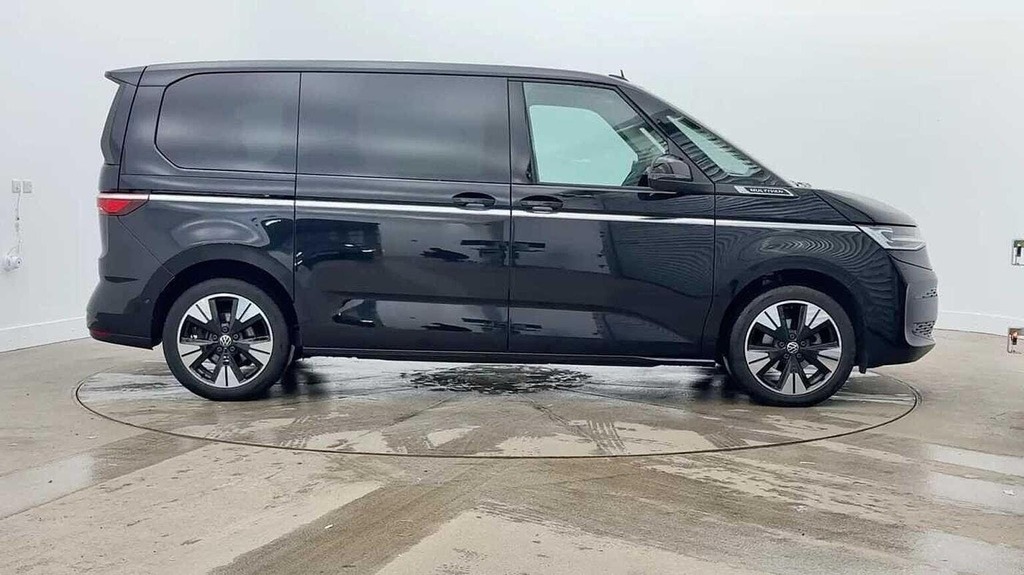 Volkswagen Multivan 2.0 Tdi Style Mpv Dsg KY25SDU Black #4