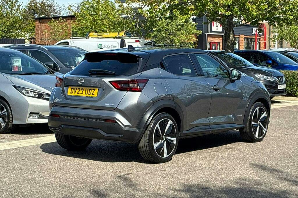 Nissan Juke 1.6 Tekna Plus Suv Hybrid Grey #3