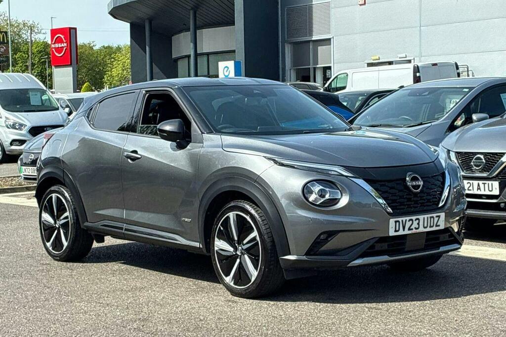Nissan Juke 1.6 Tekna Plus Suv Hybrid Grey