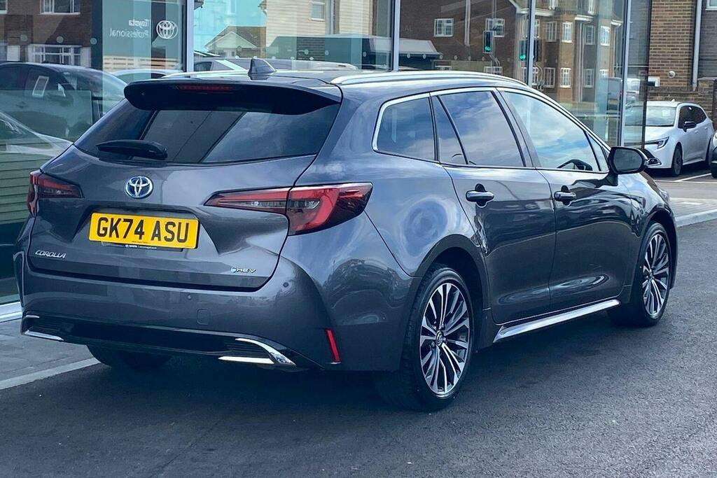 Toyota Corolla 1.8 Vvt H Design Touring Sports Hybrid Grey #2