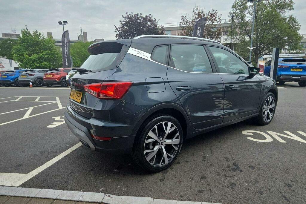 Seat Arona 1.0 Tsi Xperience Lux Suv Dsg SRZ7970 Grey #3