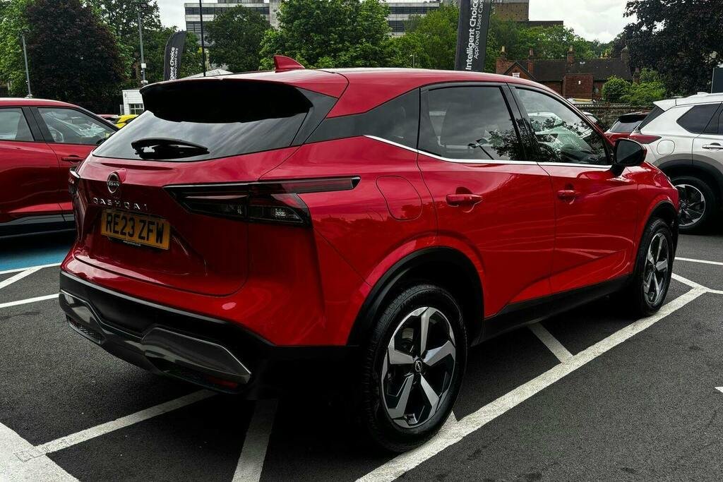 Nissan Qashqai 1.3 Dig T Mhev N Connecta Suv Hybrid Xt RE23ZFW Red #3
