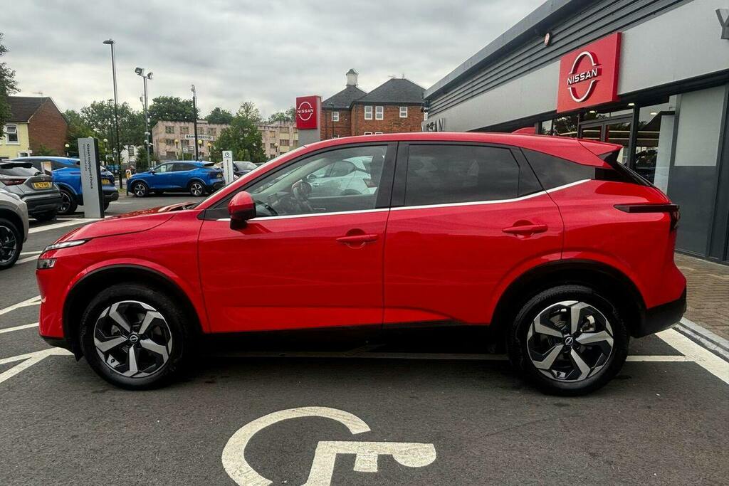 Nissan Qashqai 1.3 Dig T Mhev N Connecta Suv Hybrid Xt RE23ZFW Red #6