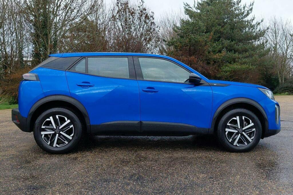 Peugeot e-2008 50Kwh Active Suv GP75HUH White #2