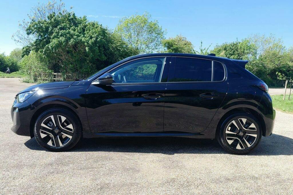 Peugeot 208 1.2 Allure Hatchback Hybrid E Dsc6 GY26LLK Black #6