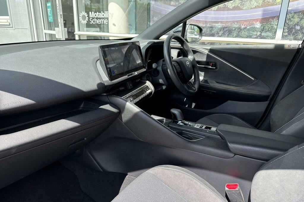 Toyota C-Hr 1.8 Vvt H Excel Suv Hybrid Cvt GY24FNZ Purple #5