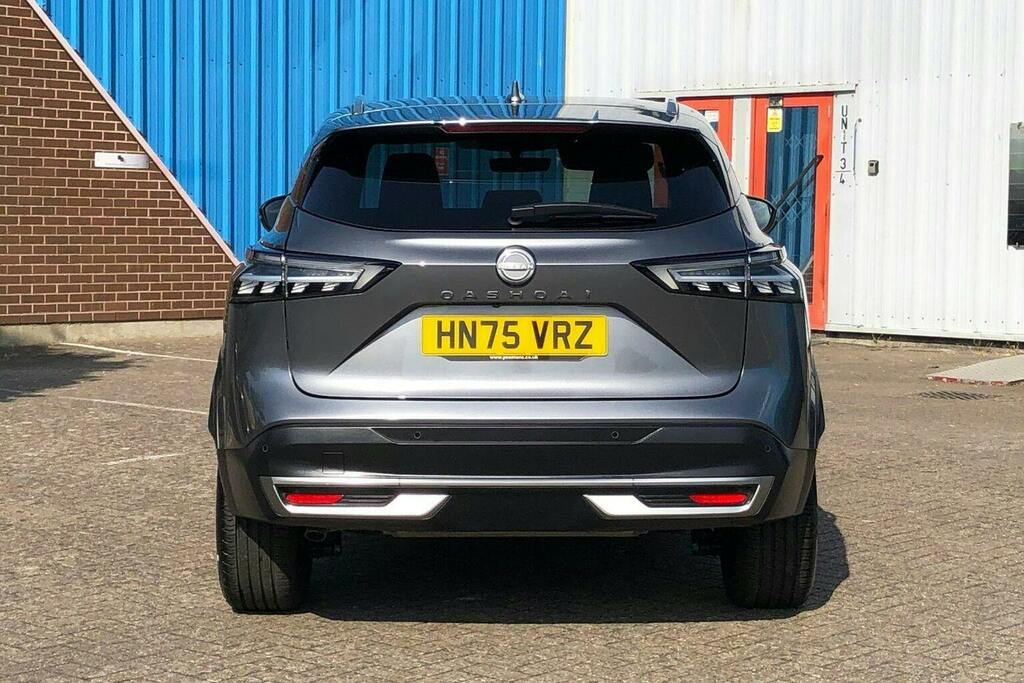 Nissan Qashqai 1.3 Dig T Mhev Tekna Suv Hybrid Xtron HN75VRZ Grey #4