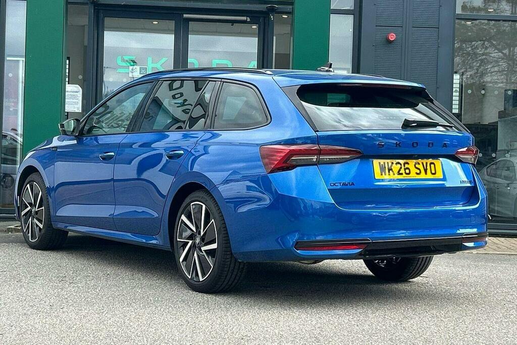 Skoda Octavia 1.5 Tsi E Tec Mhev Act Sportline Estate WK26SVO Red #5