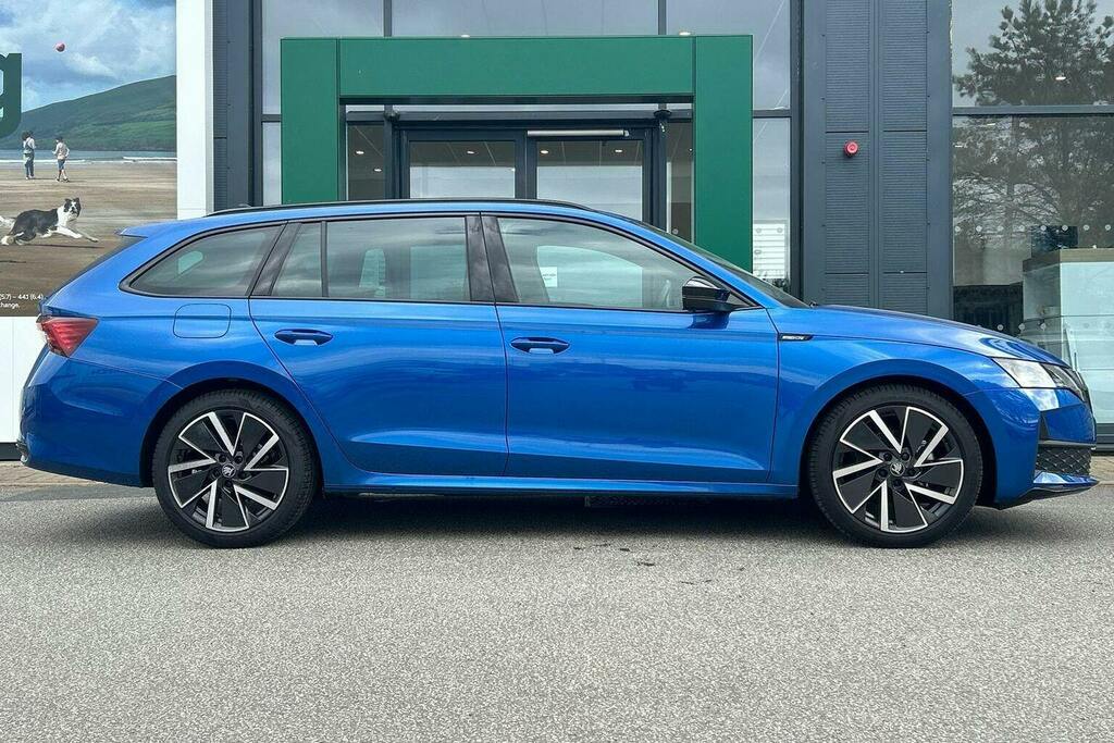 Skoda Octavia 1.5 Tsi E Tec Mhev Act Sportline Estate WK26SVO Red #2