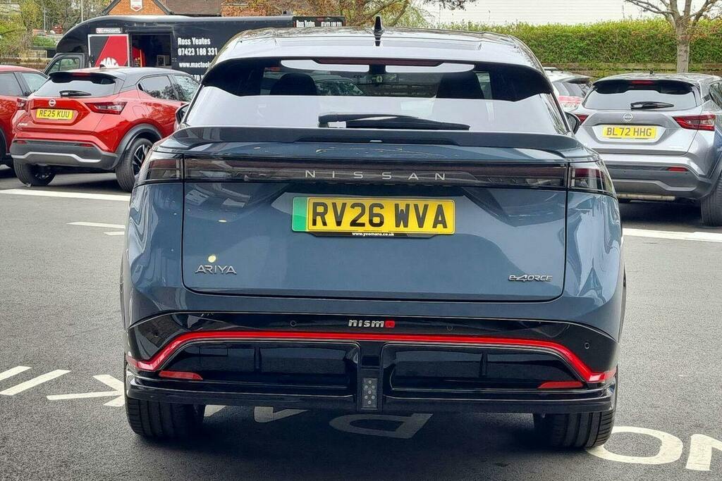 Nissan Ariya 87Kwh Nismo Suv E 4Orce 22Kw Cha RV26WVA Grey #4