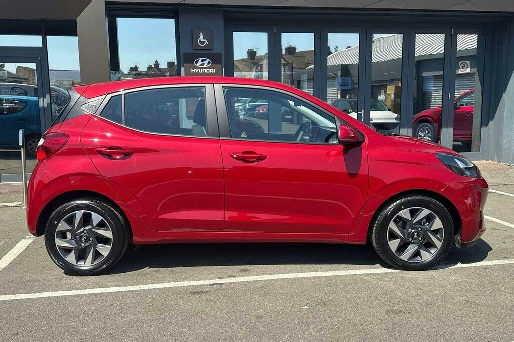 Hyundai I10 1.0 Advance Hatchback GY26NCV Red #2