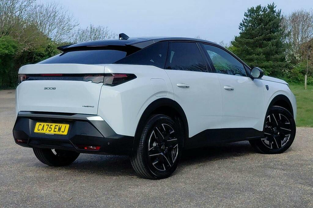 Peugeot 3008 1.2 Hybrid Gt Suv Hybrid E Dsc6 CA75EWJ White #3