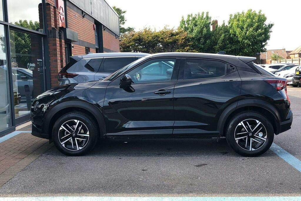 Nissan Juke 1.0 Dig T N Connecta Suv CA74BZX Black #6