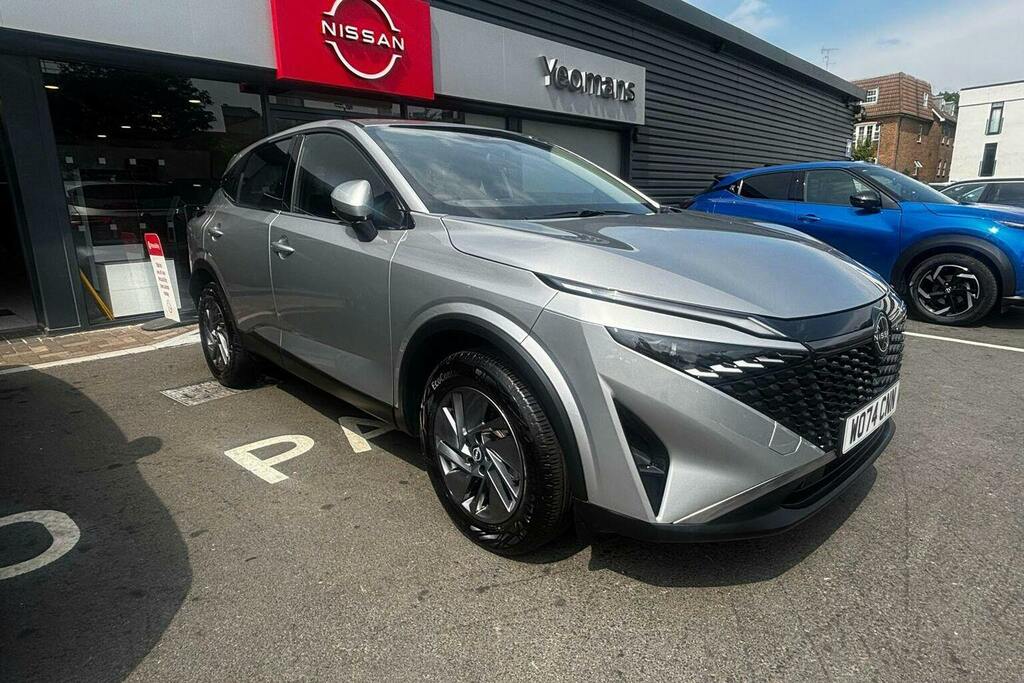 Nissan Qashqai 1.3 Dig T Mhev Acenta Premium Suv Hybri Silver
