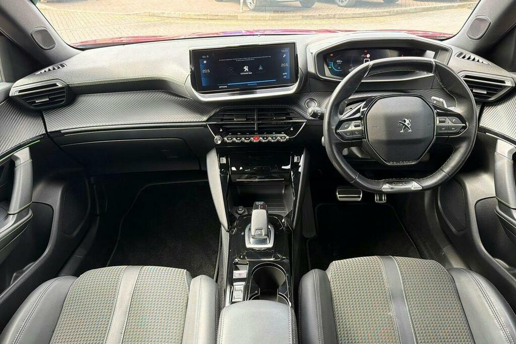 Peugeot 2008 1.2 Puretech Gt Line Suv Eat NA20FDC Red #3