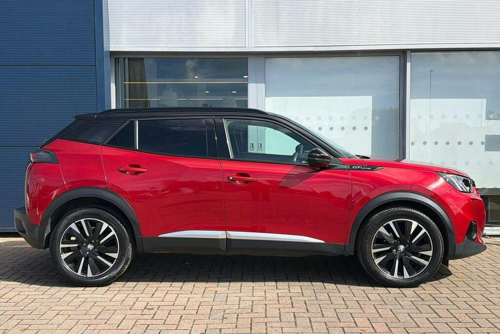 Peugeot 2008 1.2 Puretech Gt Line Suv Eat NA20FDC Red #2