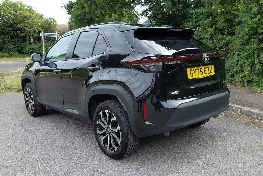Toyota Yaris Cross 1.5 Vvt H Design Suv Hybrid E Cvt GY75EZU Black #4
