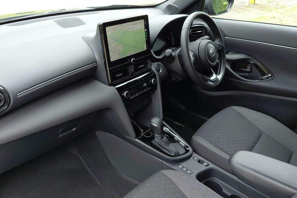 Toyota Yaris Cross 1.5 Vvt H Design Suv Hybrid E Cvt GY75EZU Black #5