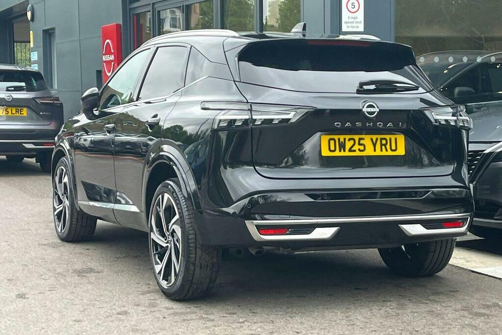 Nissan Qashqai 1.3 Dig T Mhev Tekna Plus Suv Hybrid Xt OW25YRU Black #5