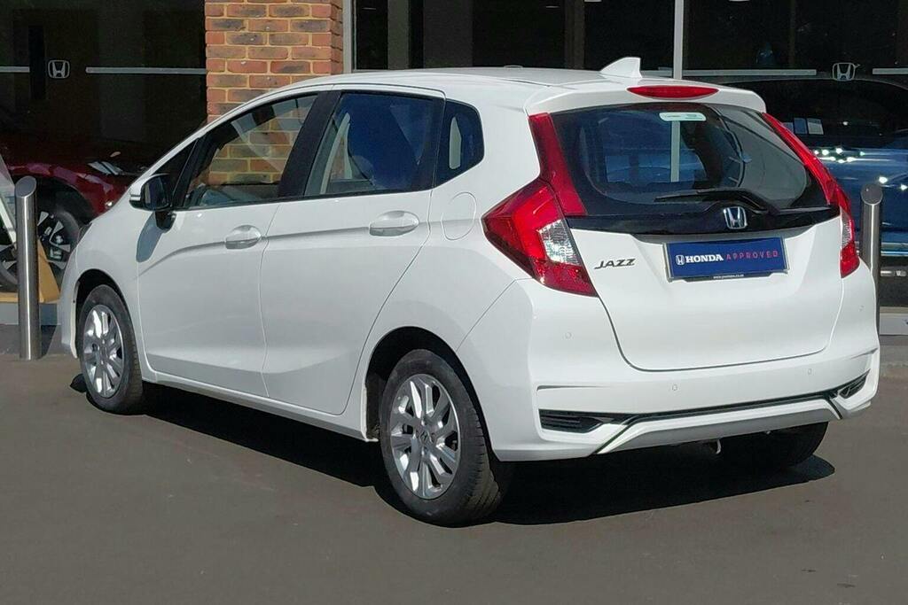 Honda Jazz 1.3 I Vtec Se Navi Hatchback HN18JGX White #5