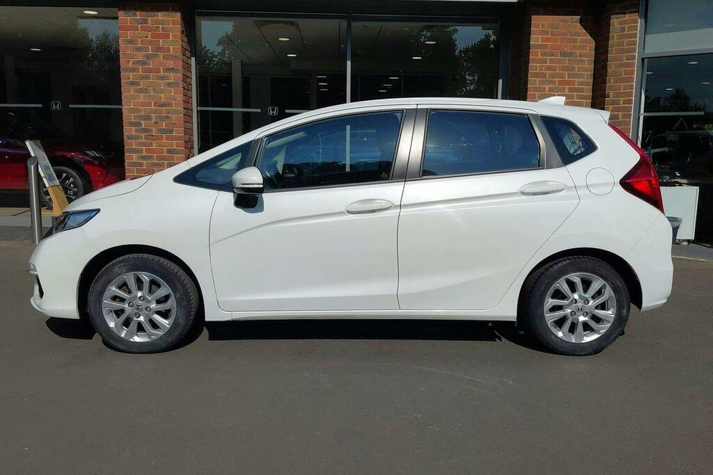 Honda Jazz 1.3 I Vtec Se Navi Hatchback HN18JGX White #6