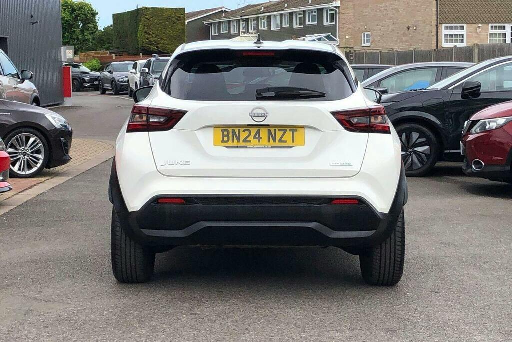 Nissan Juke 1.6 N Connecta Suv Hybrid White #4