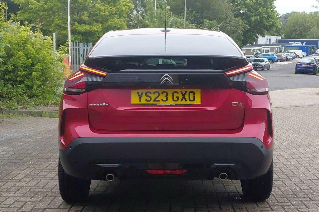 Citroen C4 1.2 Puretech Shine Plus Hatchback Eat8 Red #4