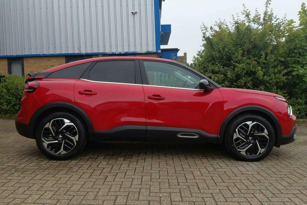 Citroen C4 1.2 Puretech Shine Plus Hatchback Eat8 Red #2