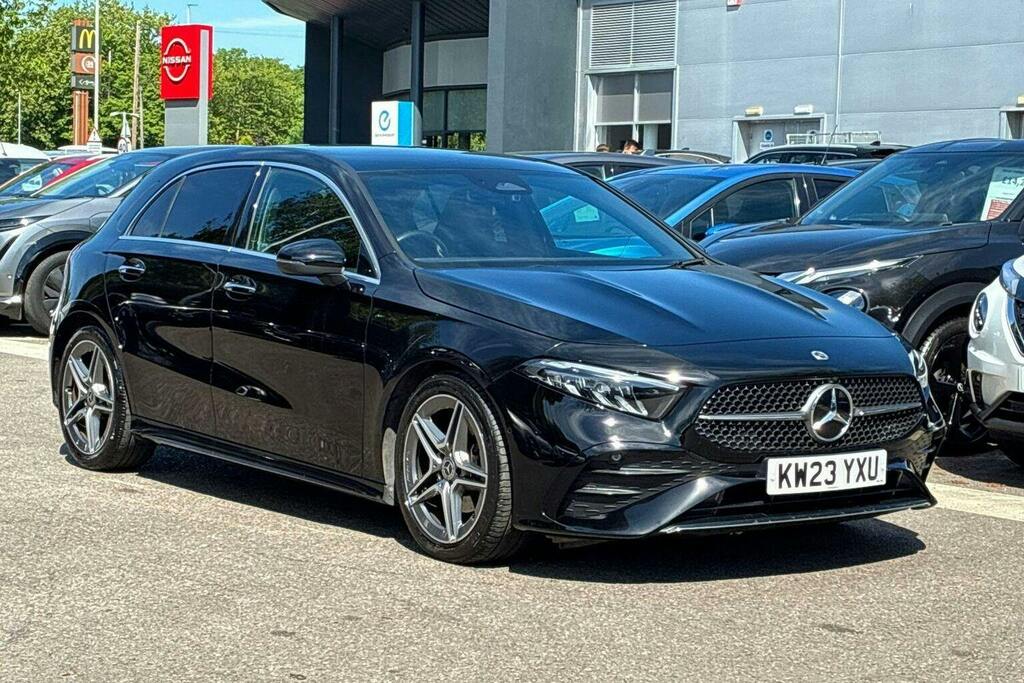 Mercedes-Benz A Class 1.3 A180h Mhev Amg Line Black