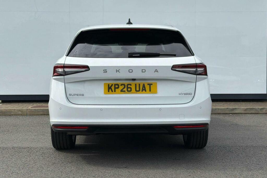 Skoda Superb 1.5 Tsi E Tec Mhev Se L Estate Hybrid D KP26UAT White #4