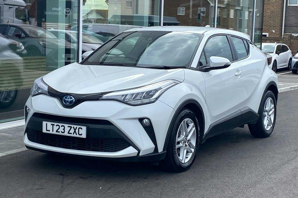 Toyota C-Hr 1.8 Vvt H Icon Suv Hybrid Cvt LT23ZXC White #3