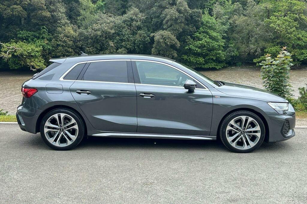 Audi A3 1.5 Tfsi 30 S Line Sportback S Tronic WG25VPL Grey #2