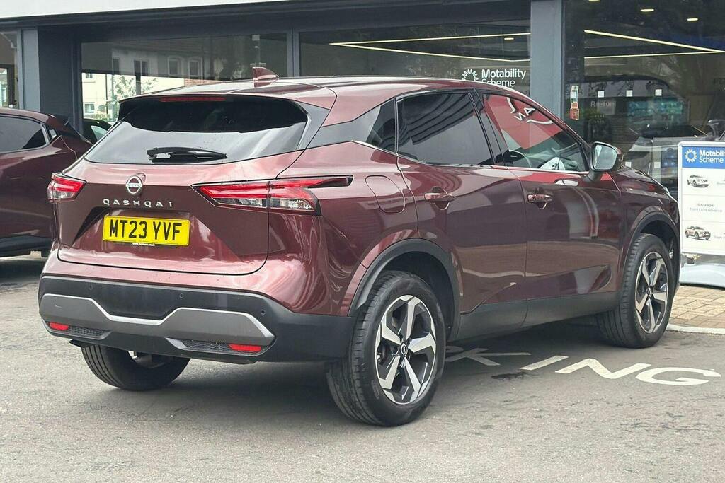 Nissan Qashqai 1.3 Dig T Mhev N Connecta Suv Hybrid Ma MT23YVF Red #3
